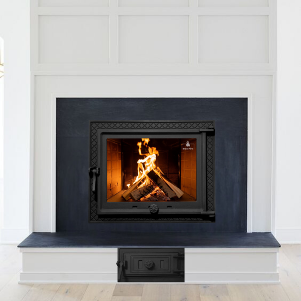 Комплект чавунні дверцята з вогнетривким склом Iron Fire Megan 590х485 мм + піддувальні 315х165 мм 2340-02