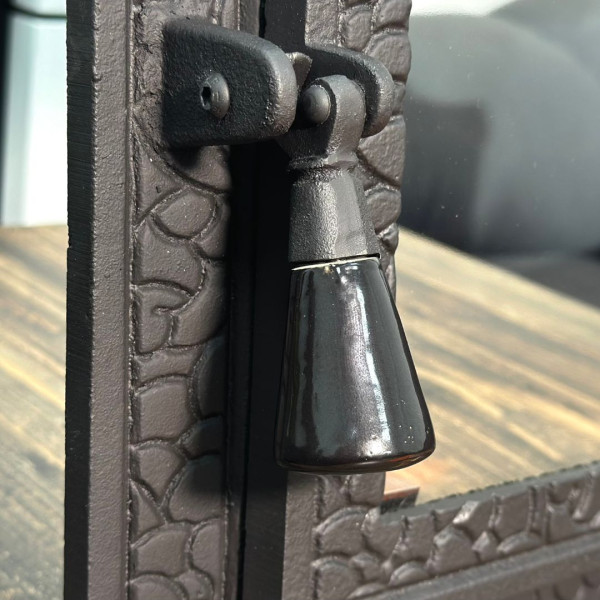 Комплект чавунних пічних дверцят Bastion L 460x400 мм + піддувальна 375х175 мм Дверцята для барбекю Iron Fire 2311-02