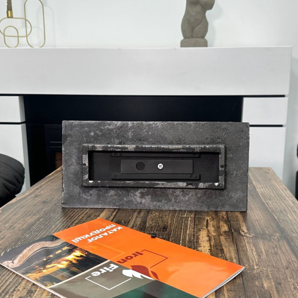 Комплект чавунних пічних дверцят Bastion L 460x400 мм + піддувальна 375х175 мм Дверцята для барбекю Iron Fire 2311-02