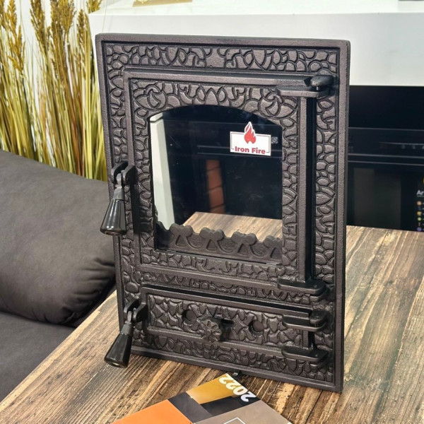 Дверцята чавунні пічні Bastion Дверцята чавунні пічні Iron Fire Дверцята для печі зі склом 370х490 мм 2295-02