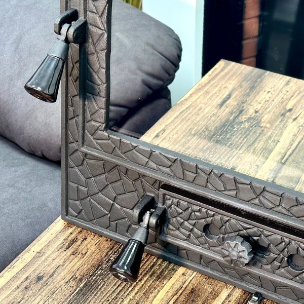 Дверцята чавунні для каміна з вогнетривким склом Iron Fire Дверцята топкові чавунні Panorama Lux 580х500 мм 2335-02