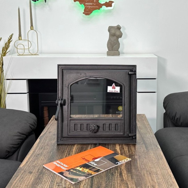 Комплект чавунні дверцята з вогнетривким склом Iron Fire Style 40 390х390 мм + піддувальні 315х165 мм 2316-02