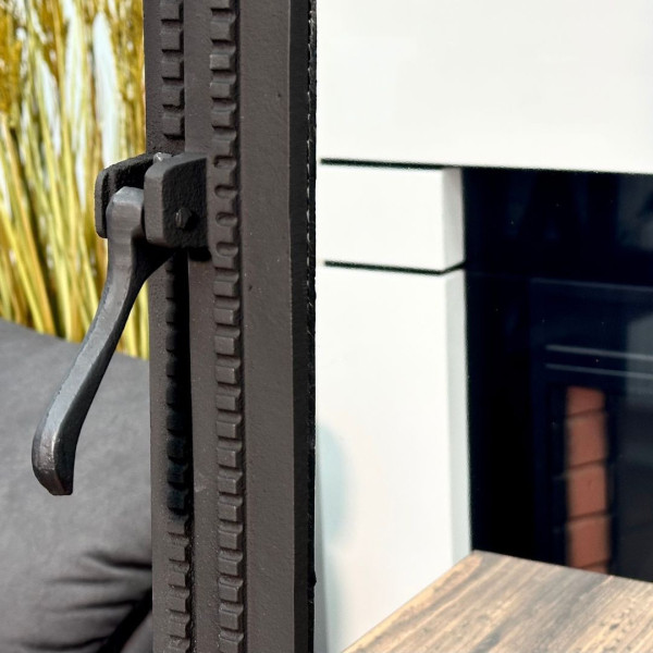 Дверцята чавунні для каміна з вогнетривким склом Iron Fire Дверцята топкові чавунні Brown 440х640 мм 2328-02