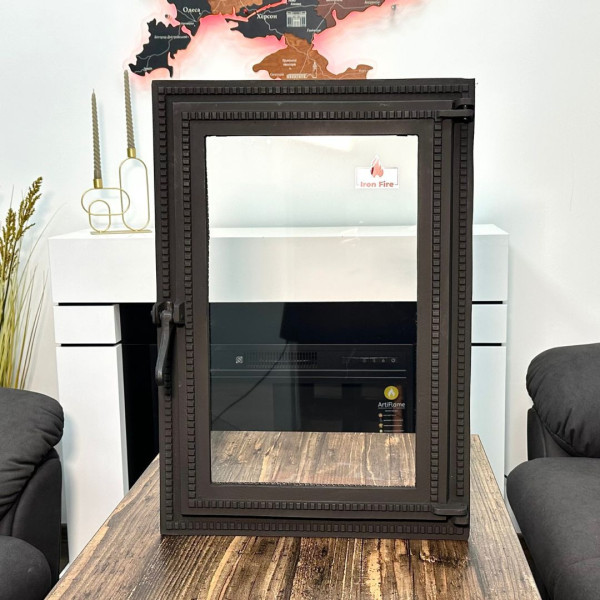Дверцята чавунні для каміна з вогнетривким склом Iron Fire Дверцята топкові чавунні Brown 440х640 мм 2328-02