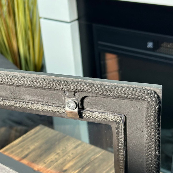 Дверцята чавунні для каміна з вогнетривким склом Iron Fire Дверцята топкові чавунні Adam 640х440 мм 2319-02